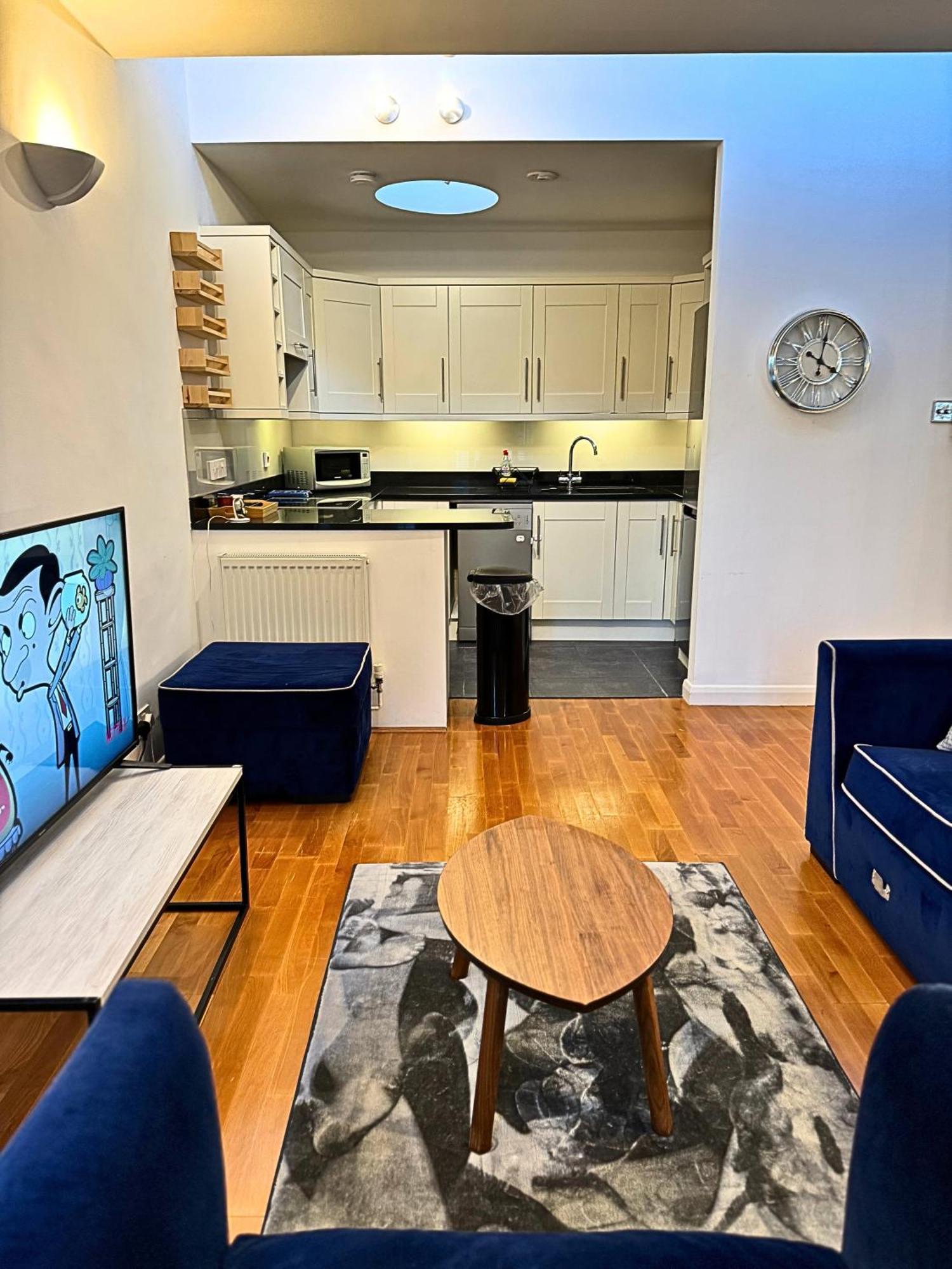 The Heart Of Kensington Mews - 3 Bedrooms House-Private Entrance-Hyde Park Walk Away-Green Park 9 Minutes Underground- The Best Of London With Glamour Of Kensington المظهر الخارجي الصورة